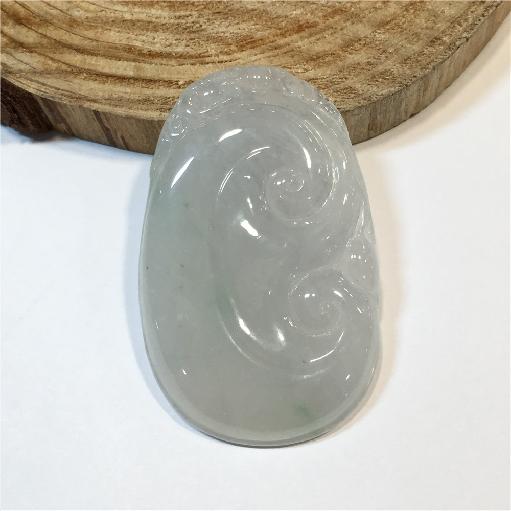 翡翠如意挂件
