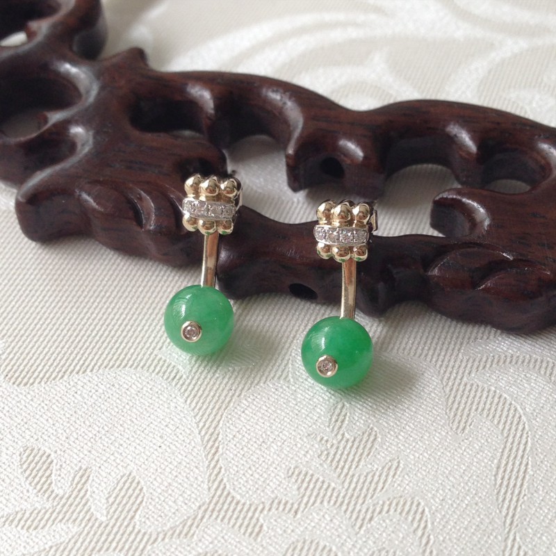 镶金绿珠耳钉